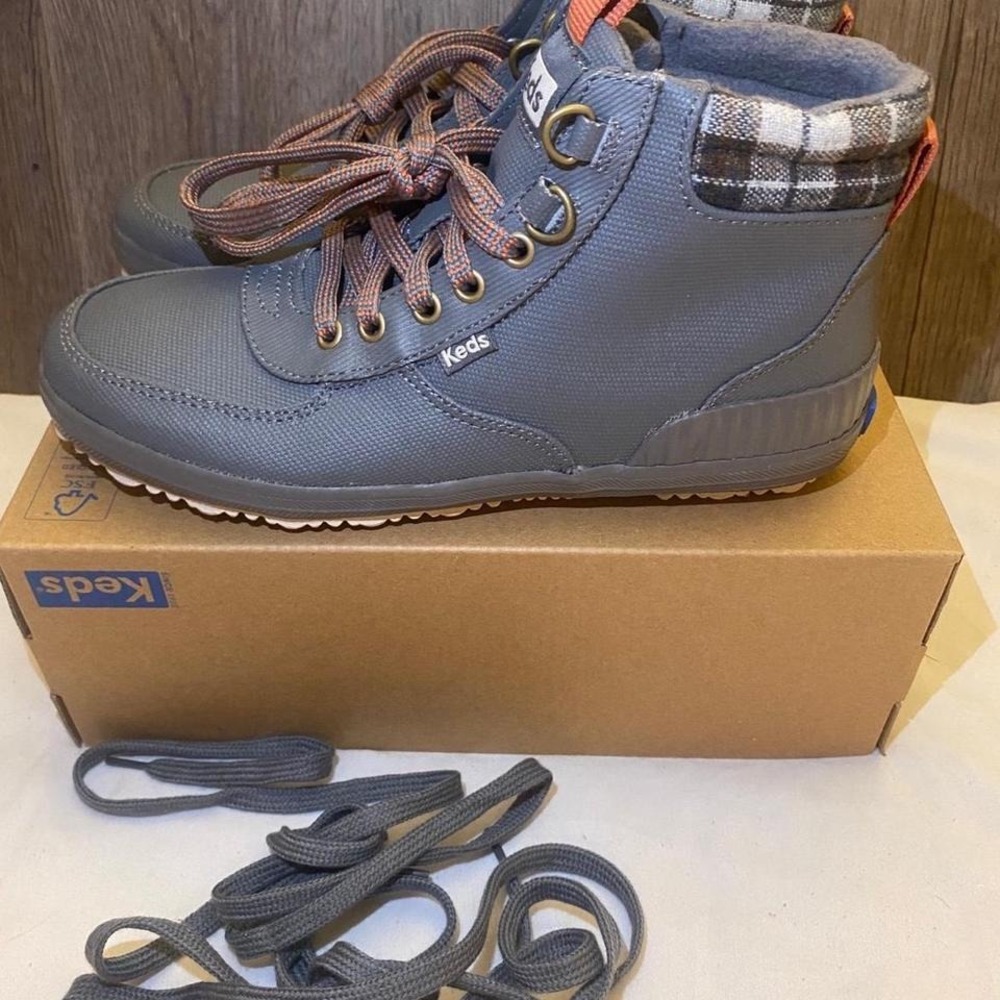 Keds Scout Boot III Gray, Womens‎ sz 6